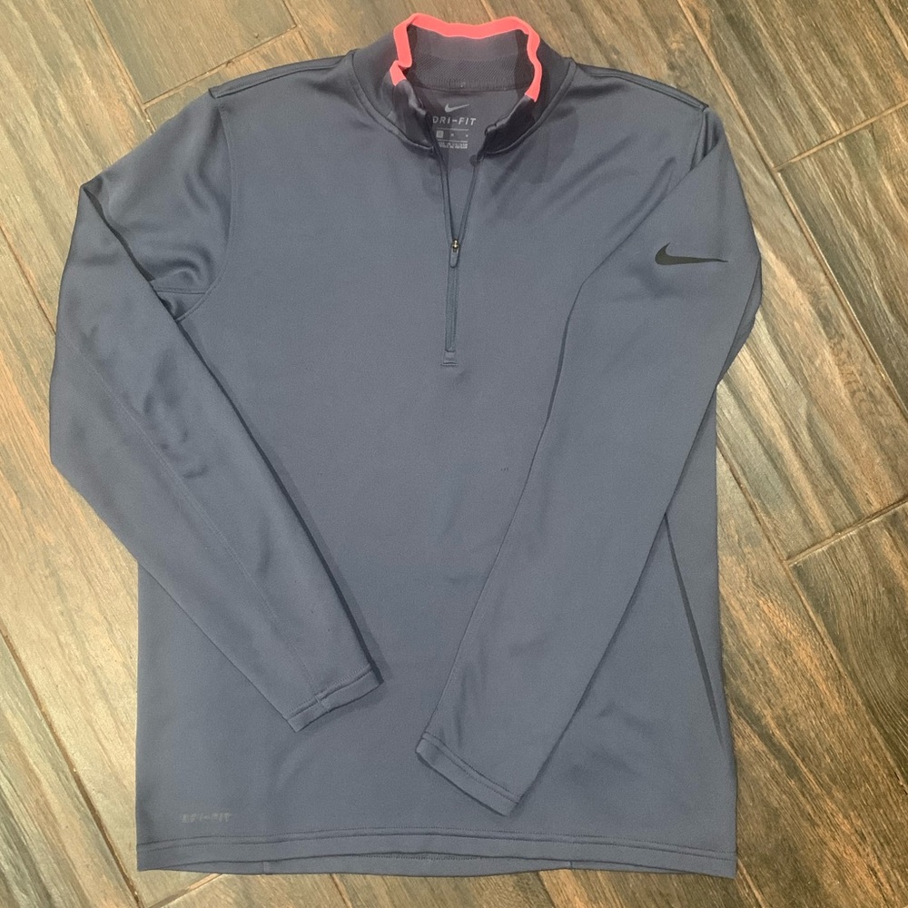 ✨Nike Quarter Zip Jacket✨